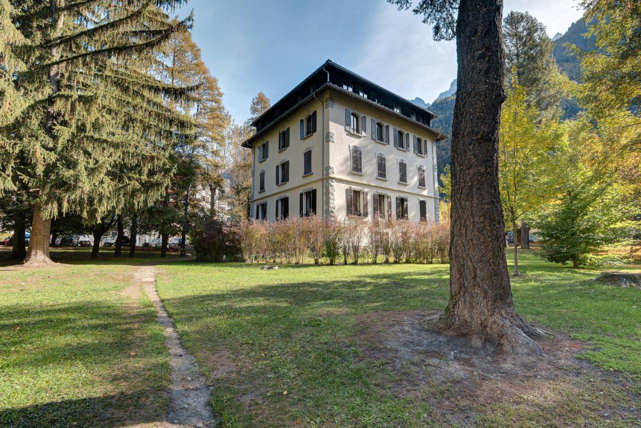 Apartment La Roseraie - Alpes Travel - Central Chamonix Eksteriør bilde