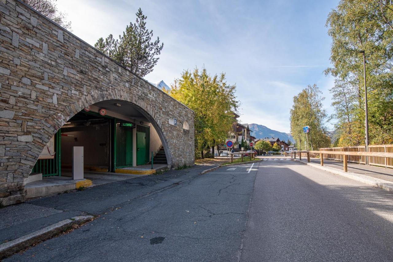 Apartment La Roseraie - Alpes Travel - Central Chamonix Eksteriør bilde